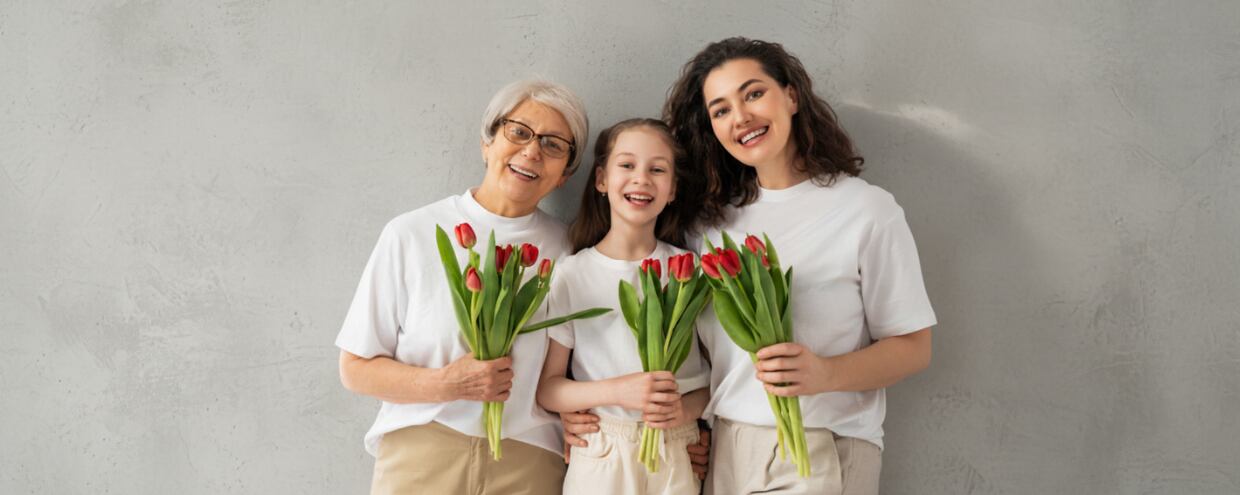 Perfumy na Dzień Kobiet: Zapachy, które zachwycą każdą kobietę